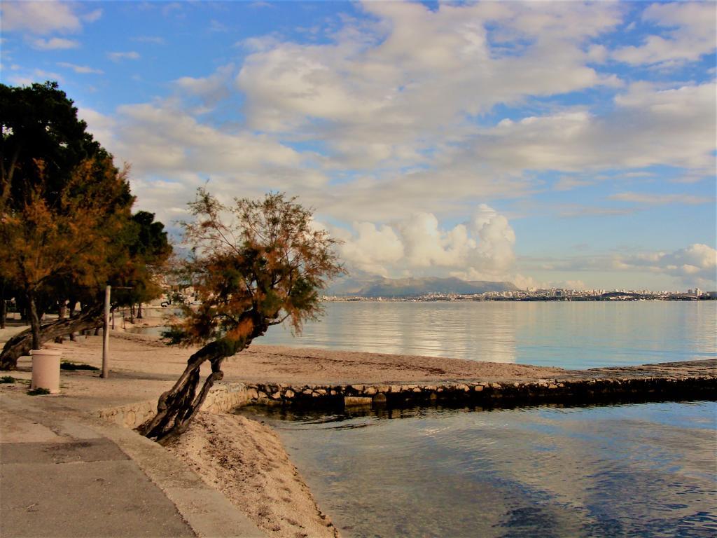 Apartment Marelux Kastela Exterior photo