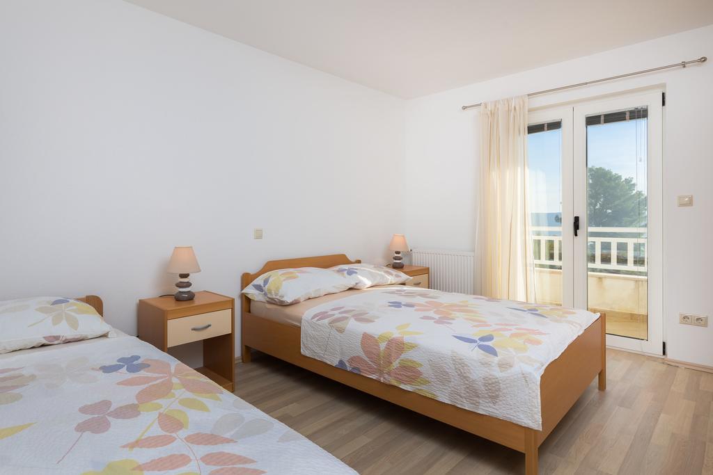 Apartment Marelux Kastela Exterior photo