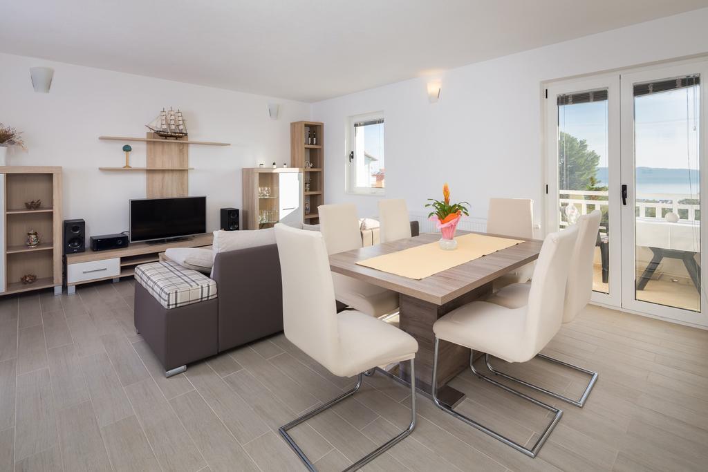 Apartment Marelux Kastela Exterior photo
