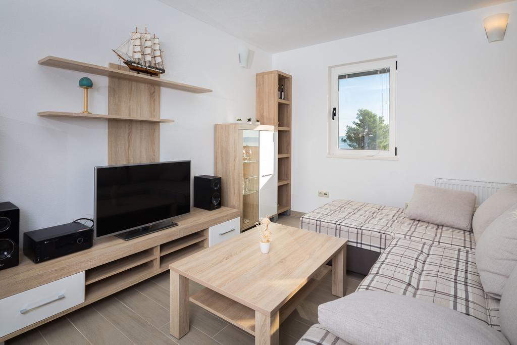 Apartment Marelux Kastela Exterior photo