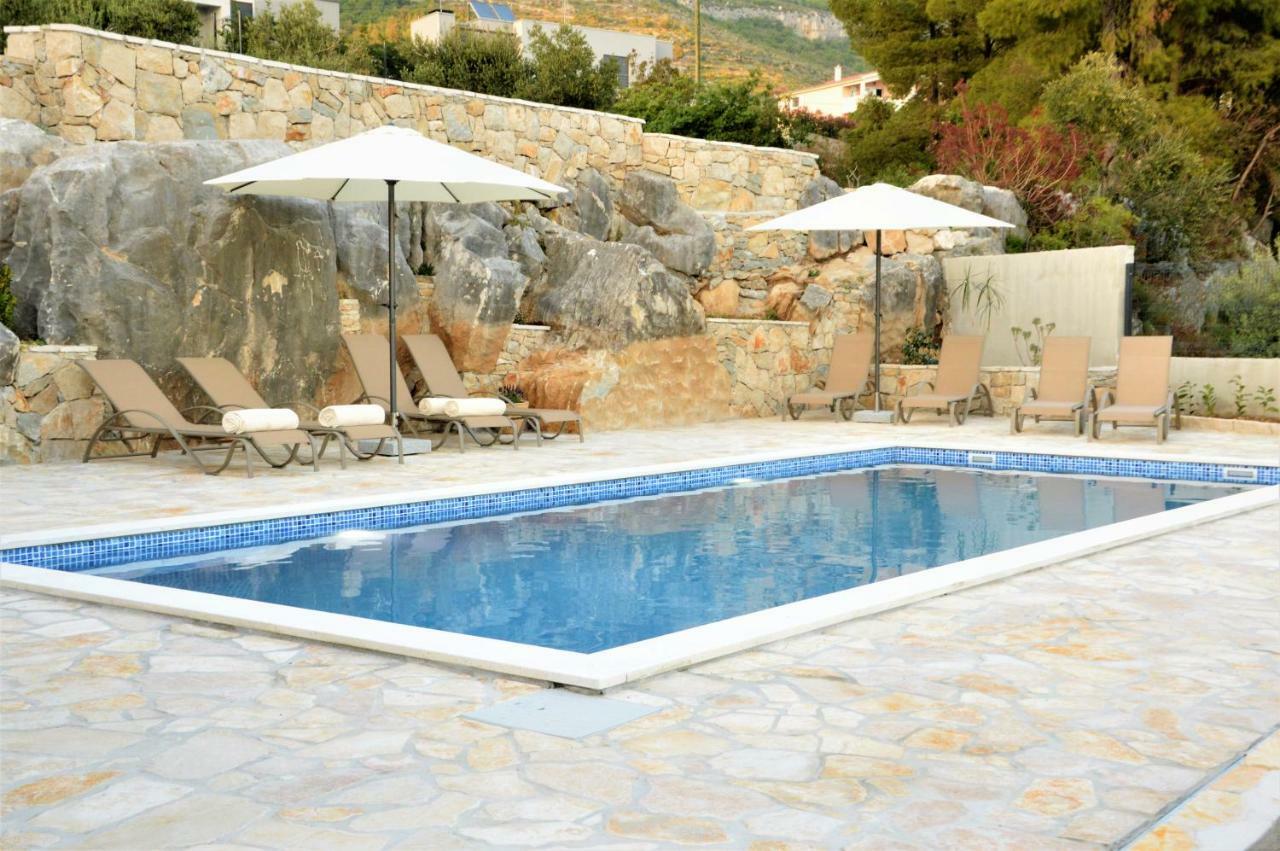 Apartment Marelux Kastela Exterior photo